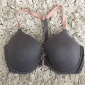 VS t shirt bra